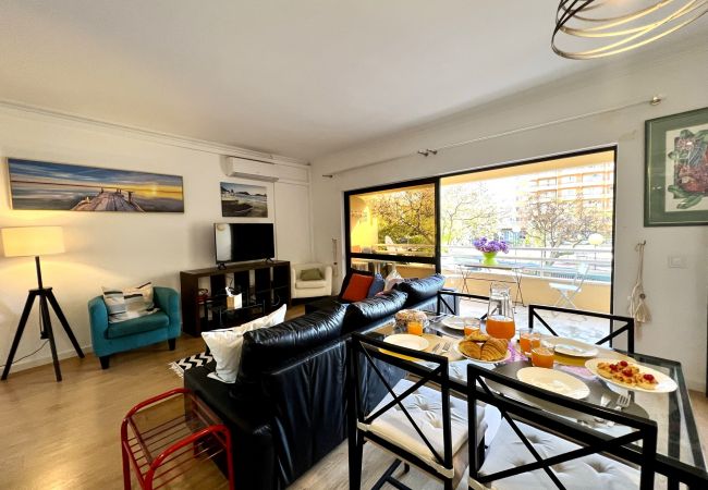 Apartamento em Vilamoura - VILAMOURA MARINA MAR 1 WITH POOL by HOMING Apartamento em Vilamoura - VILAMOURA MARINA MAR 1 WITH POOL by HOMING