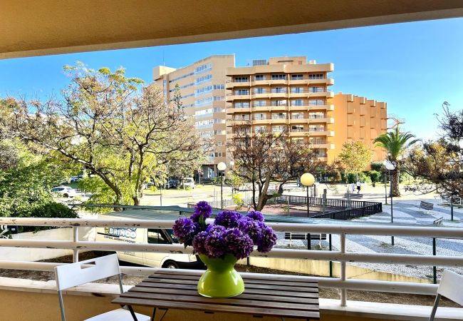 Apartamento em Vilamoura - VILAMOURA MARINA MAR 1 WITH POOL by HOMING Apartamento em Vilamoura - VILAMOURA MARINA MAR 1 WITH POOL by HOMING