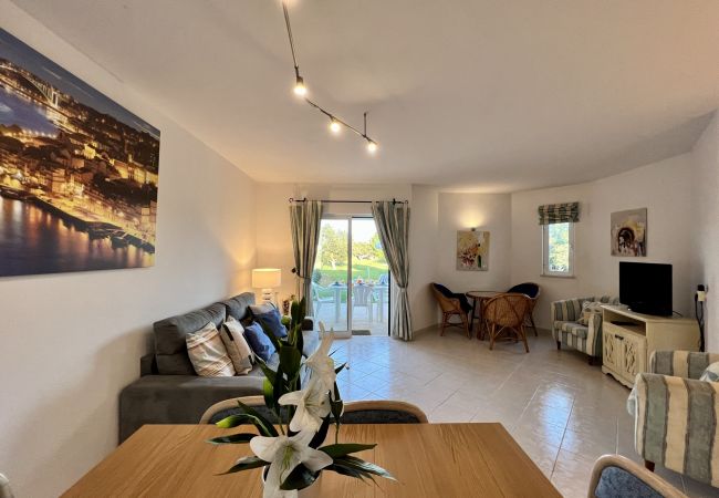 Apartamento em Albufeira - ALBUFEIRA BALAIA GOLF VILAGE 1 WITH POOL by HOMIN Apartamento em Albufeira - ALBUFEIRA BALAIA GOLF VILAGE 1 WITH POOL by HOMIN