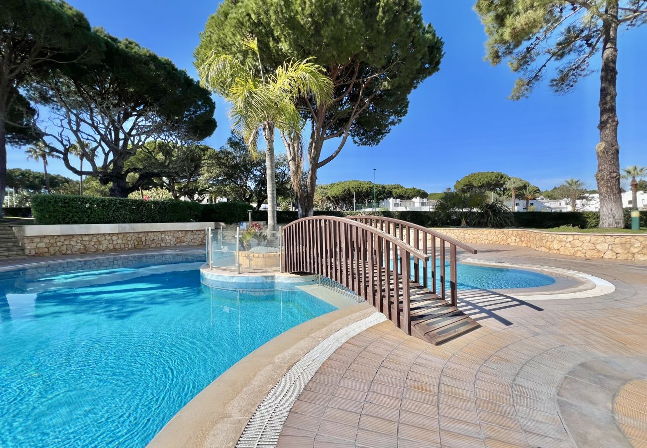 Apartamento em Albufeira - ALBUFEIRA BALAIA GOLF VILLAGE 1 WITH POOL by HOMIN