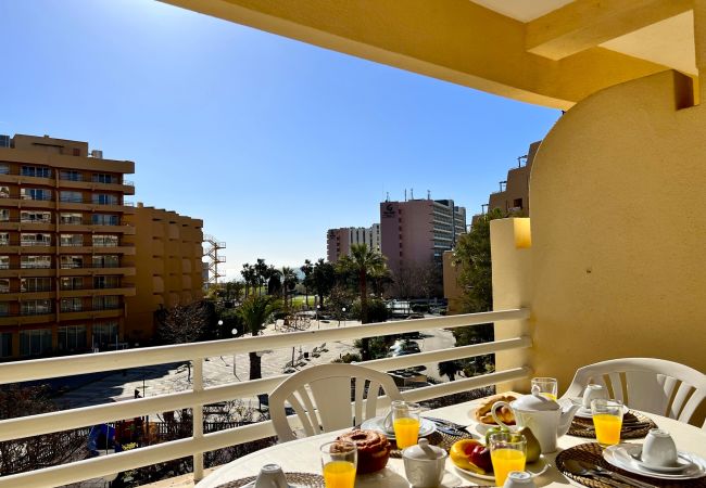Apartamento em Vilamoura - VILAMOURA MARINA MAR 2 WITH POOL by HOMING Apartamento em Vilamoura - VILAMOURA MARINA MAR 2 WITH POOL by HOMING