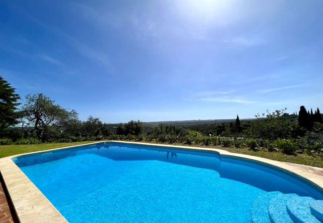 Villa em Portimão - PORTIMÃO BELLEVUE VILLA WITH POOL by HOMING Villa em Portimão - PORTIMÃO BELLEVUE VILLA WITH POOL by HOMING