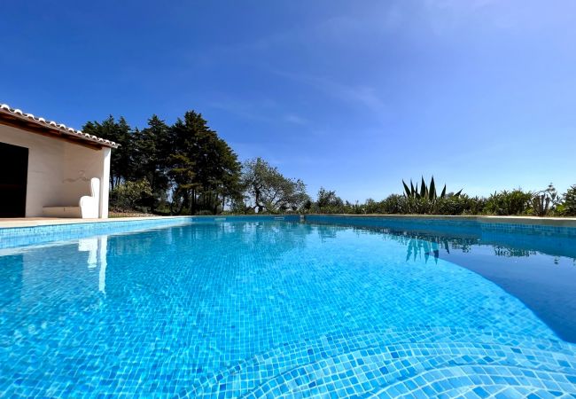 Villa em Portimão - PORTIMÃO BELLEVUE VILLA WITH POOL by HOMING Villa em Portimão - PORTIMÃO BELLEVUE VILLA WITH POOL by HOMING