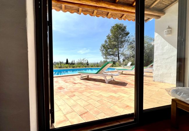 Villa em Portimão - PORTIMÃO BELLEVUE VILLA WITH POOL by HOMING Villa em Portimão - PORTIMÃO BELLEVUE VILLA WITH POOL by HOMING