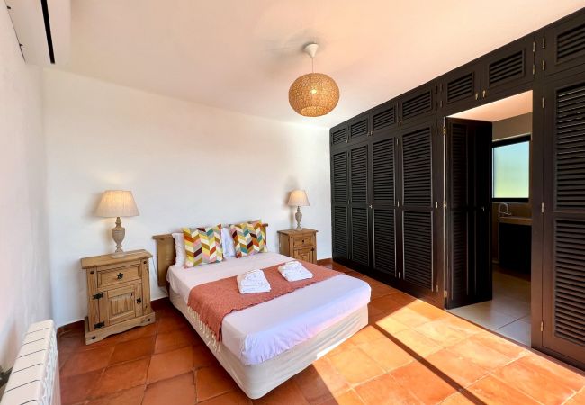 Villa em Portimão - PORTIMÃO BELLEVUE VILLA WITH POOL by HOMING Villa em Portimão - PORTIMÃO BELLEVUE VILLA WITH POOL by HOMING