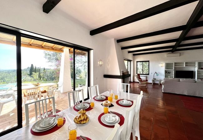 Villa em Portimão - PORTIMÃO BELLEVUE VILLA WITH POOL by HOMING Villa em Portimão - PORTIMÃO BELLEVUE VILLA WITH POOL by HOMING