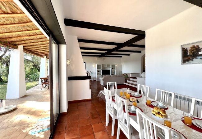 Villa em Portimão - PORTIMÃO BELLEVUE VILLA WITH POOL by HOMING Villa em Portimão - PORTIMÃO BELLEVUE VILLA WITH POOL by HOMING