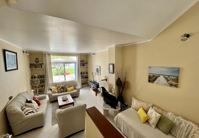 Apartamento em Albufeira - ALBUFEIRA SUNSET WITH POOL by HOMING Apartamento em Albufeira - ALBUFEIRA SUNSET WITH POOL by HOMING