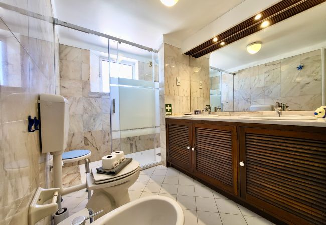 Apartamento em Albufeira - ALBUFEIRA SUNSET WITH POOL by HOMING Apartamento em Albufeira - ALBUFEIRA SUNSET WITH POOL by HOMING