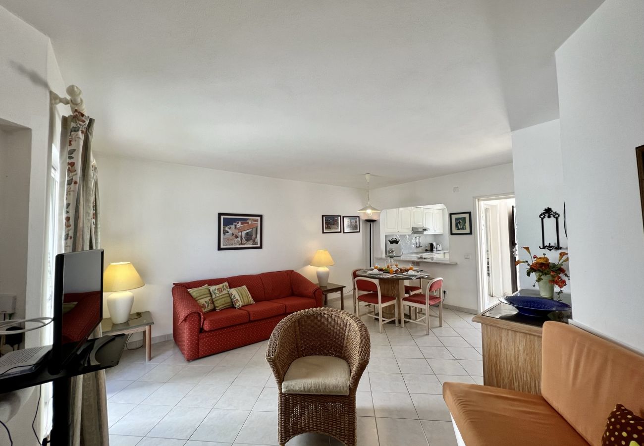 Apartamento em Albufeira - ALBUFEIRA BALAIA GOLF VILLAGE 2 WITH POOL by HOMIN