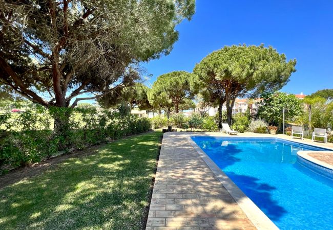 Villa em Vilamoura - VILAMOURA  AMAZING GOLF VILLA WITH POOL by HOMING Villa em Vilamoura - VILAMOURA  AMAZING GOLF VILLA WITH POOL by HOMING