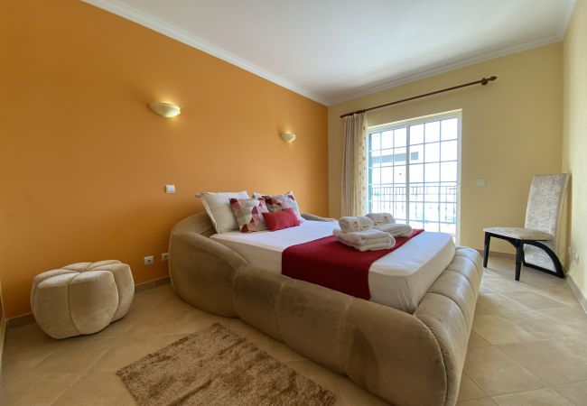 Villa em Pêra - PÊRA AMAZING VILLA WITH POOL by HOMING Villa em Pêra - PÊRA AMAZING VILLA WITH POOL by HOMING