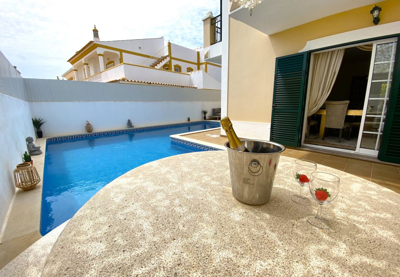 Villa em Pêra - PÊRA AMAZING VILLA WITH POOL by HOMING