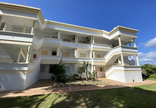 Apartamento em Vilamoura - VILAMOURA GARDEN VIEW 2 WITH POOL by HOMING Apartamento em Vilamoura - VILAMOURA GARDEN VIEW 2 WITH POOL by HOMING