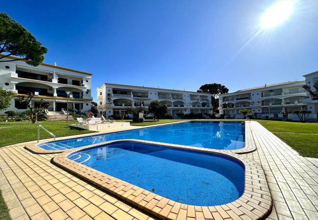 Apartamento em Vilamoura - VILAMOURA GARDEN VIEW 2 WITH POOL by HOMING Apartamento em Vilamoura - VILAMOURA GARDEN VIEW 2 WITH POOL by HOMING