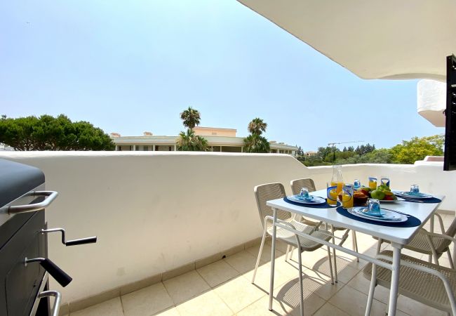 Apartamento em Vilamoura - VILAMOURA TWINS 1 WITH POOL by HOMING Apartamento em Vilamoura - VILAMOURA TWINS 1 WITH POOL by HOMING