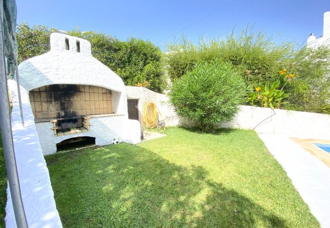 Villa em Albufeira - ALBUFEIRA VINTAGE DESIGN VILLA WITH POOL by HOMING Villa em Albufeira - ALBUFEIRA VINTAGE DESIGN VILLA WITH POOL by HOMING