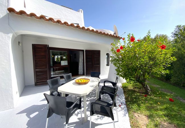 Villa em Albufeira - ALBUFEIRA VINTAGE DESIGN VILLA WITH POOL by HOMING Villa em Albufeira - ALBUFEIRA VINTAGE DESIGN VILLA WITH POOL by HOMING