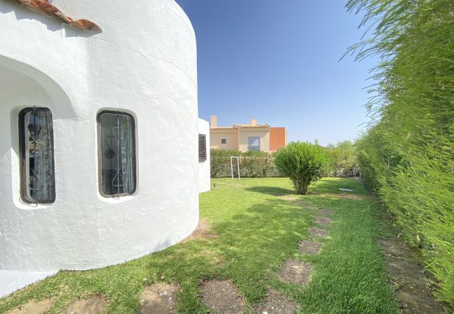 Villa em Albufeira - ALBUFEIRA VINTAGE DESIGN VILLA WITH POOL by HOMING Villa em Albufeira - ALBUFEIRA VINTAGE DESIGN VILLA WITH POOL by HOMING