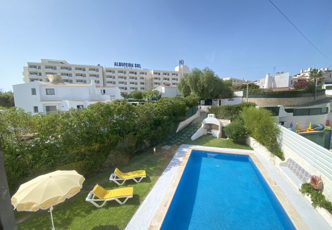 Villa em Albufeira - ALBUFEIRA VINTAGE DESIGN VILLA WITH POOL by HOMING Villa em Albufeira - ALBUFEIRA VINTAGE DESIGN VILLA WITH POOL by HOMING