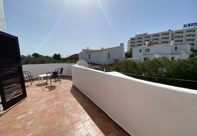 Villa em Albufeira - ALBUFEIRA VINTAGE DESIGN VILLA WITH POOL by HOMING Villa em Albufeira - ALBUFEIRA VINTAGE DESIGN VILLA WITH POOL by HOMING