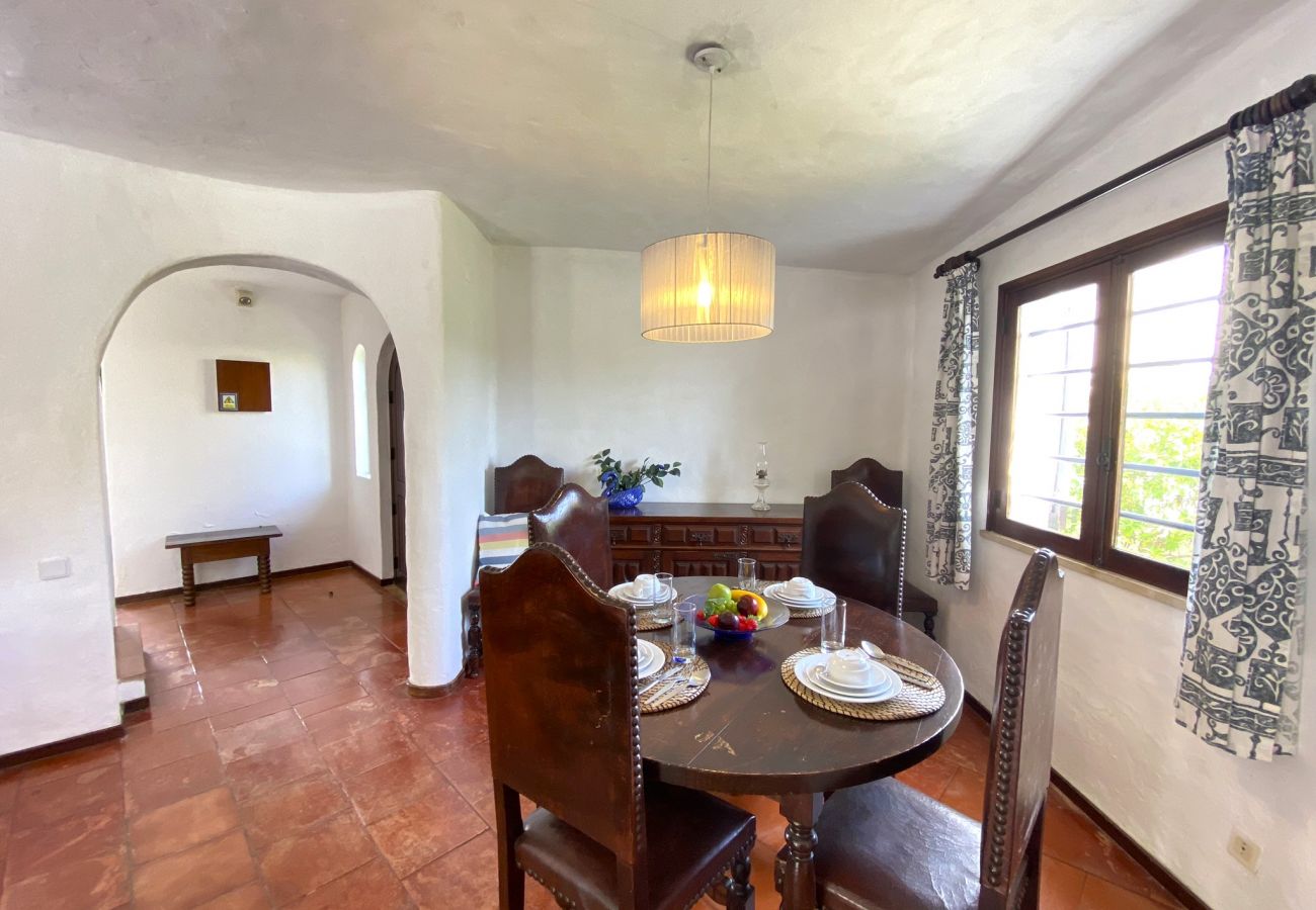 Villa em Albufeira - ALBUFEIRA VINTAGE DESIGN VILLA WITH POOL by HOMING