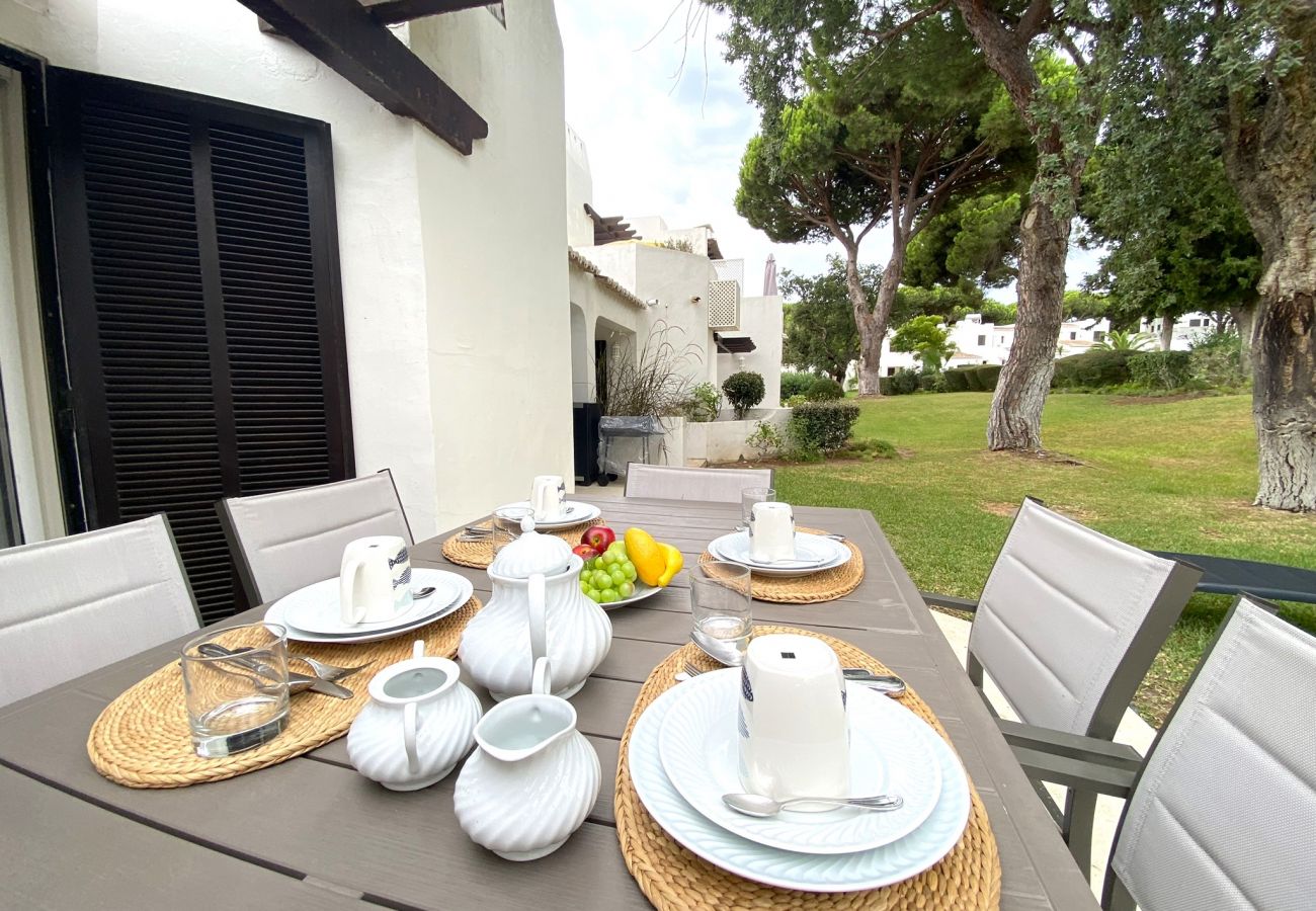 Apartamento em Albufeira - ALBUFEIRA BALAIA GOLF VILLAGE 3 WITH POOL byHOMING