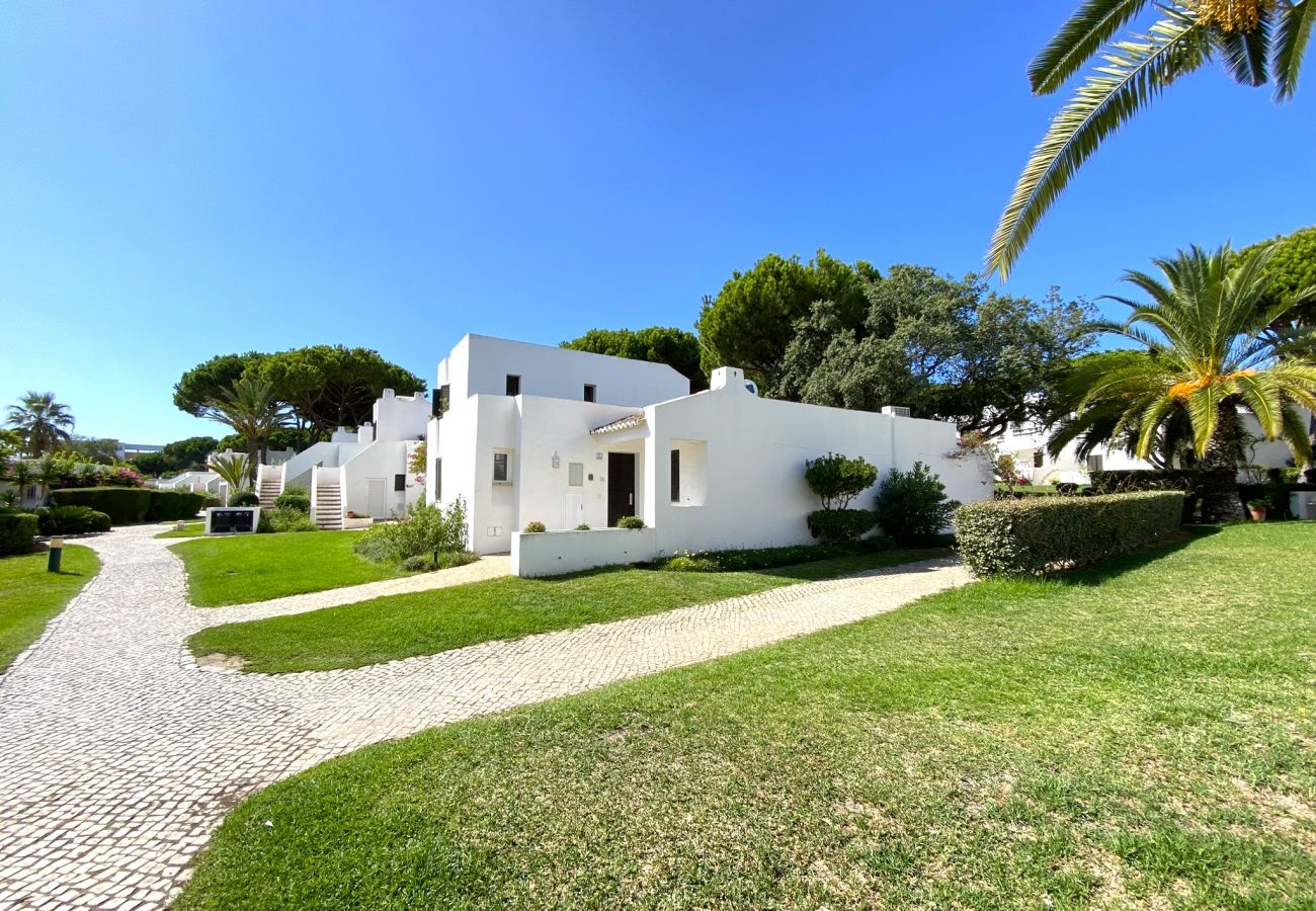 Apartamento em Albufeira - ALBUFEIRA BALAIA GOLF VILLAGE 3 WITH POOL byHOMING