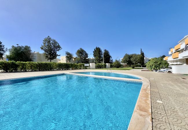 Apartamento em Vilamoura - VILAMOURA FRESH WITH POOL by HOMING Apartamento em Vilamoura - VILAMOURA FRESH WITH POOL by HOMING