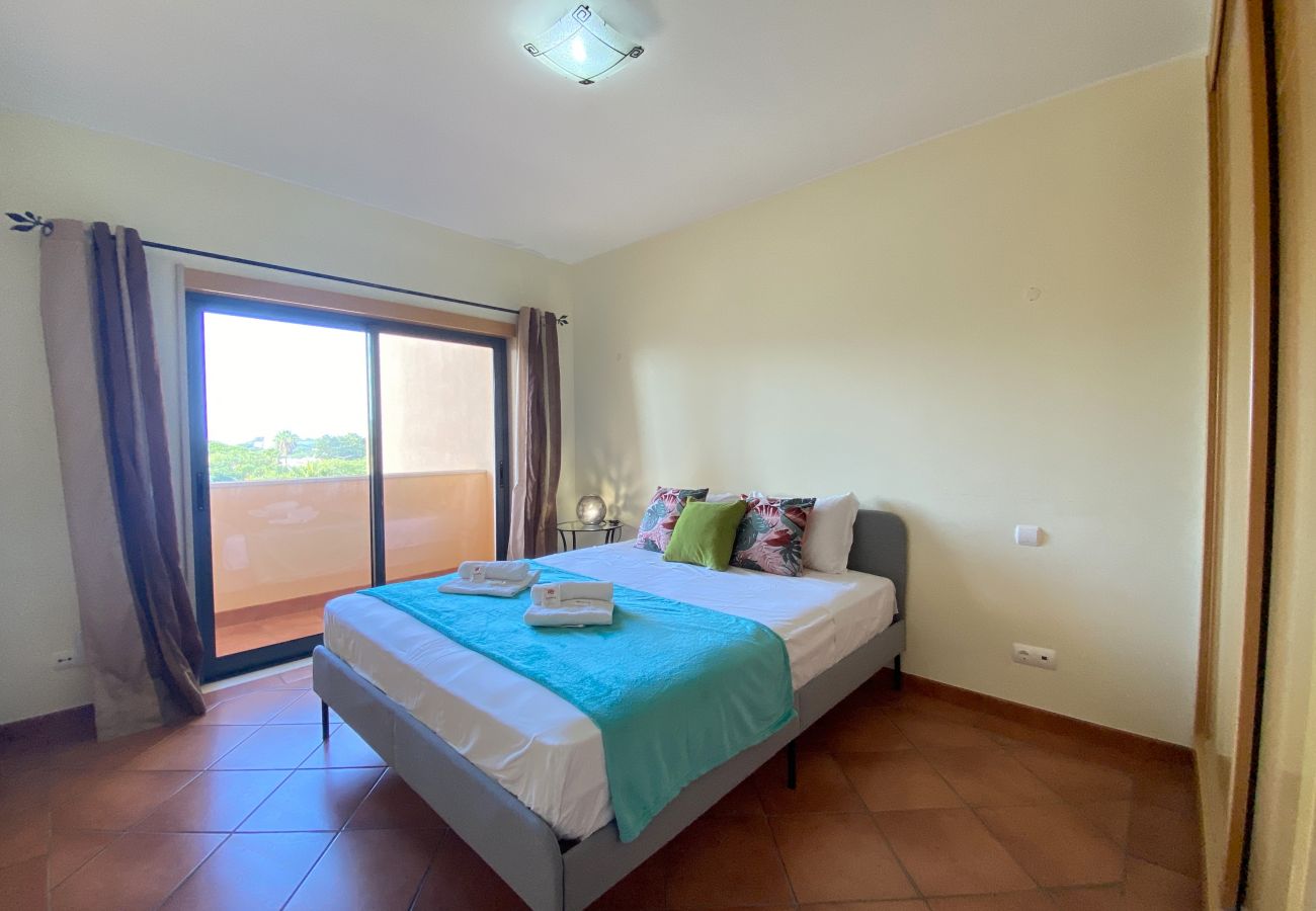 Apartamento em Albufeira - ALBUFEIRA SUNNY STYLE WITH POOL by HOMING
