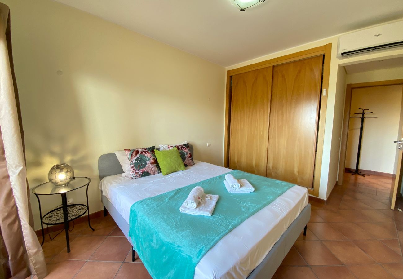 Apartamento em Albufeira - ALBUFEIRA SUNNY STYLE WITH POOL by HOMING