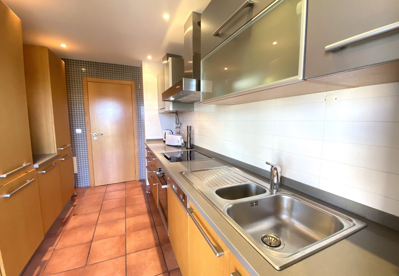 Apartamento em Albufeira - ALBUFEIRA SUNNY STYLE WITH POOL by HOMING