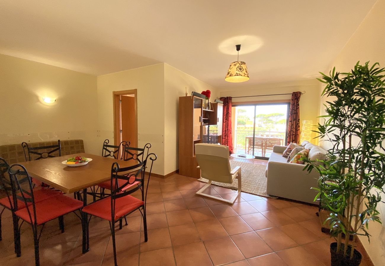 Apartamento em Albufeira - ALBUFEIRA SUNNY STYLE WITH POOL by HOMING