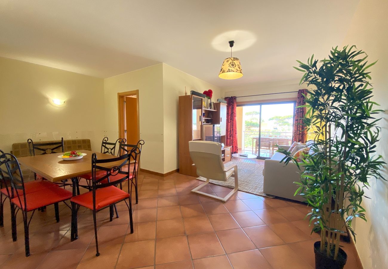 Apartamento em Albufeira - ALBUFEIRA SUNNY STYLE WITH POOL by HOMING