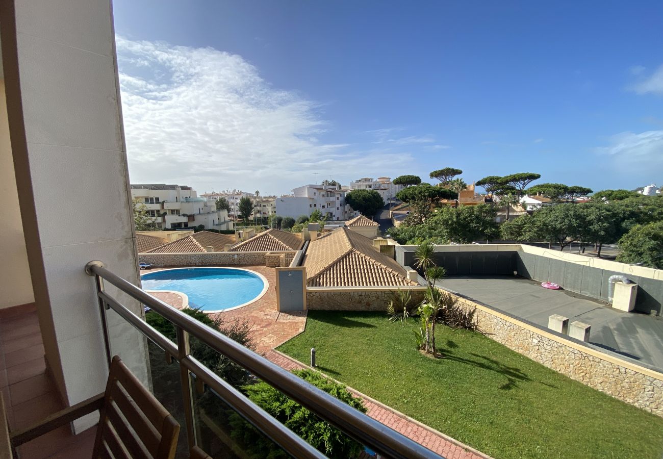 Apartamento em Albufeira - ALBUFEIRA SUNNY STYLE WITH POOL by HOMING