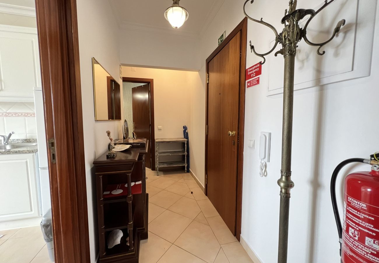 Apartamento em Albufeira - ALBUFEIRA VINTAGE APARTMENT WITH POOL by HOMING