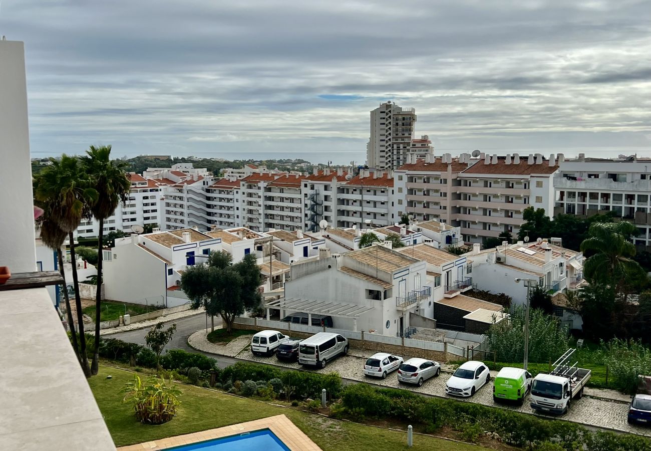 Apartamento em Albufeira - ALBUFEIRA VINTAGE APARTMENT WITH POOL by HOMING