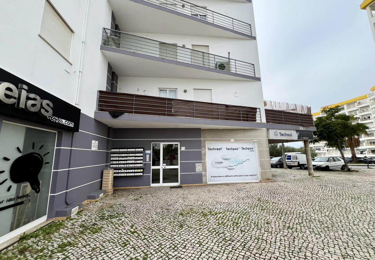 Apartamento em Albufeira - ALBUFEIRA VINTAGE APARTMENT WITH POOL by HOMING