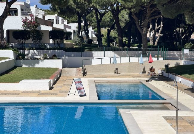 Villa em Albufeira - ALBUFEIRA AÇOTEIAS VILLA WITH POOL by HOMING Villa em Albufeira - ALBUFEIRA AÇOTEIAS VILLA WITH POOL by HOMING