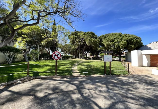 Villa em Albufeira - ALBUFEIRA AÇOTEIAS VILLA WITH POOL by HOMING Villa em Albufeira - ALBUFEIRA AÇOTEIAS VILLA WITH POOL by HOMING