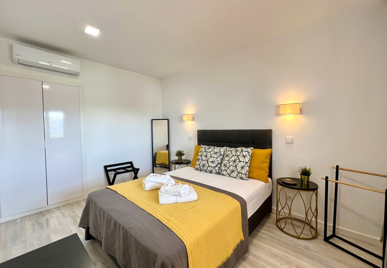 Apartamento em Albufeira - ALBUFEIRA TWINS 3 WITH POOL by HOMING