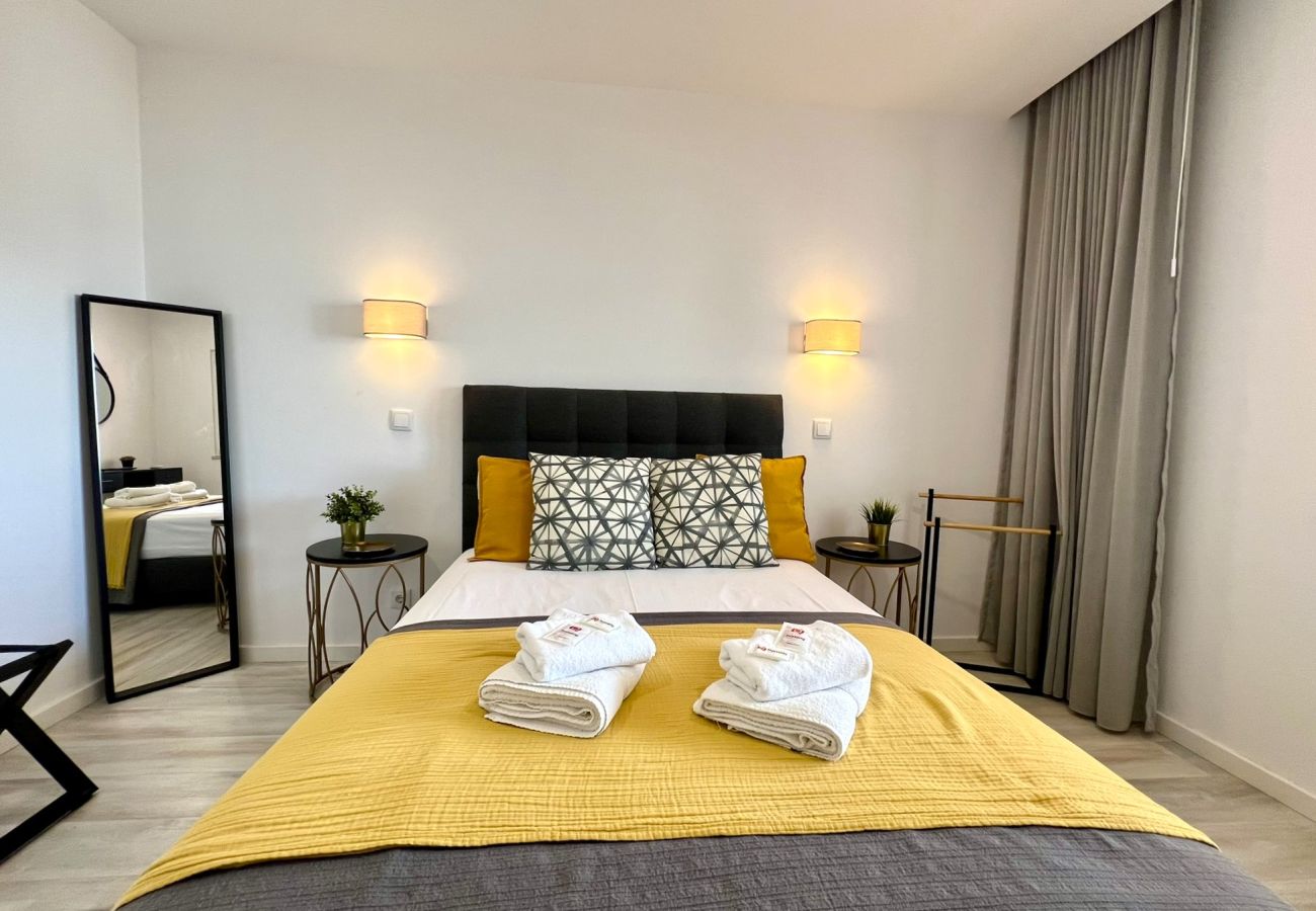 Apartamento em Albufeira - ALBUFEIRA TWINS 3 WITH POOL by HOMING