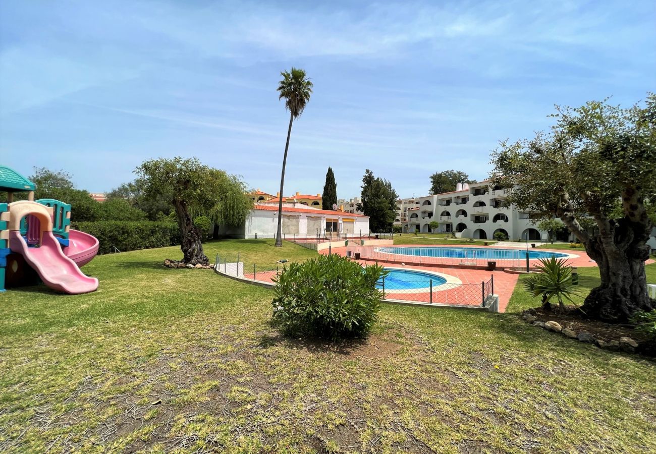 Apartamento em Albufeira - ALBUFEIRA TWINS 3 WITH POOL by HOMING