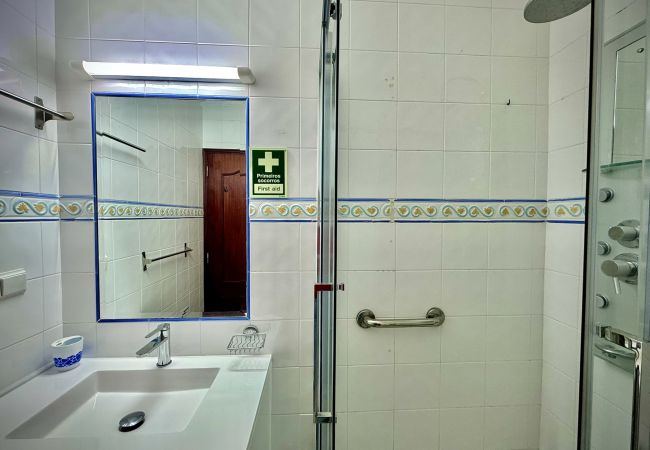 Villa em Albufeira - ALBUFEIRA SUMMER VILLA 1 WITH POOL by HOMING Villa em Albufeira - ALBUFEIRA SUMMER VILLA 1 WITH POOL by HOMING