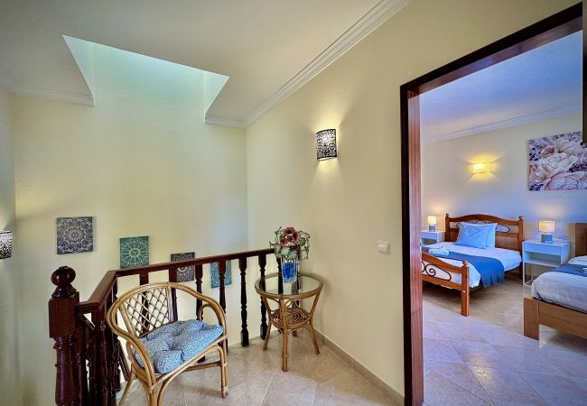 Villa em Albufeira - ALBUFEIRA SUMMER VILLA 1 WITH POOL by HOMING Villa em Albufeira - ALBUFEIRA SUMMER VILLA 1 WITH POOL by HOMING