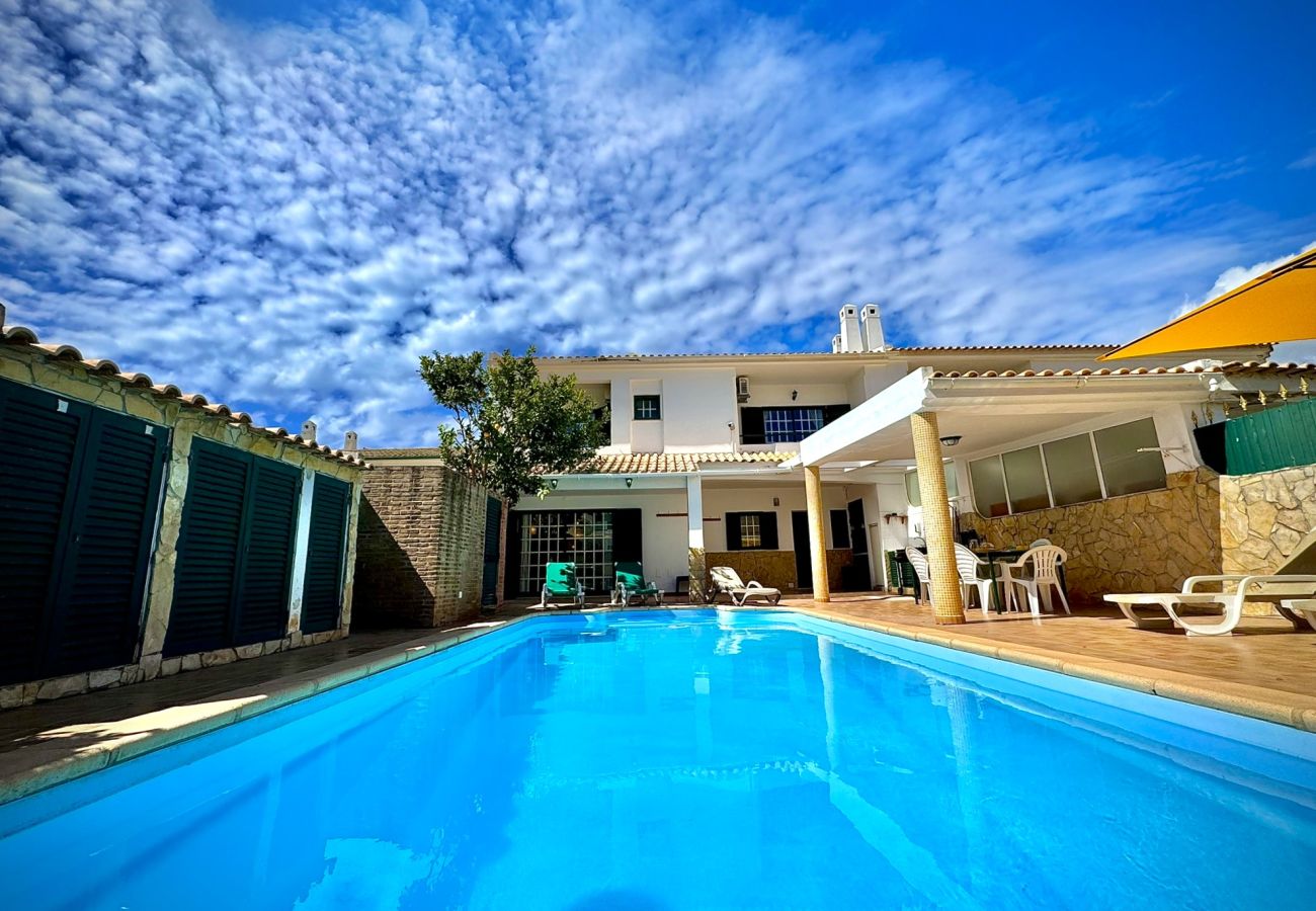 Villa em Albufeira - ALBUFEIRA SUMMER VILLA 1 WITH POOL by HOMING