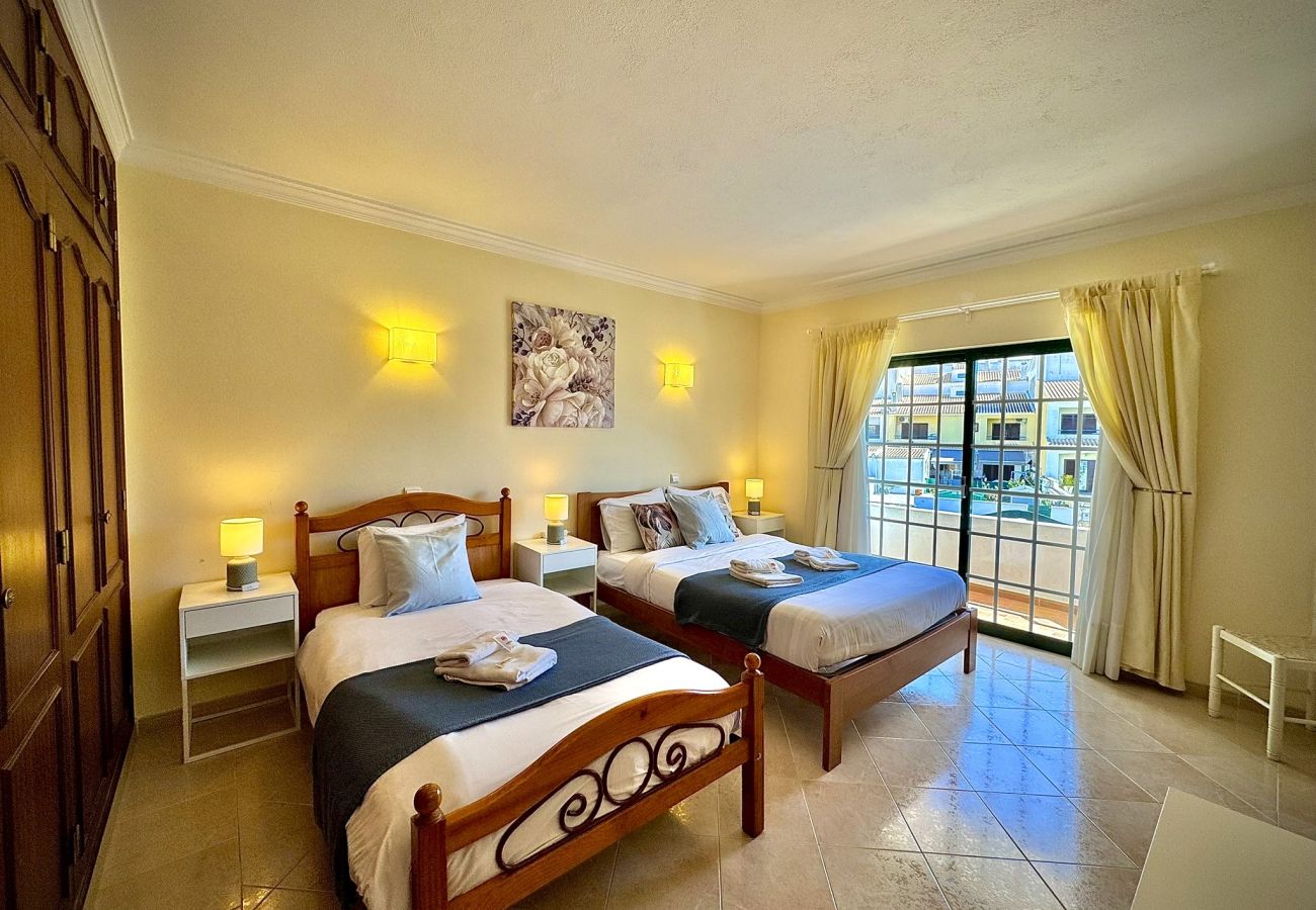 Villa em Albufeira - ALBUFEIRA SUMMER VILLA 1 WITH POOL by HOMING