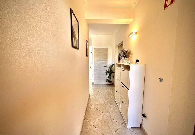 Apartamento em Albufeira - ALBUFEIRA MARINA SOL WITH POOL by HOMING Apartamento em Albufeira - ALBUFEIRA MARINA SOL WITH POOL by HOMING