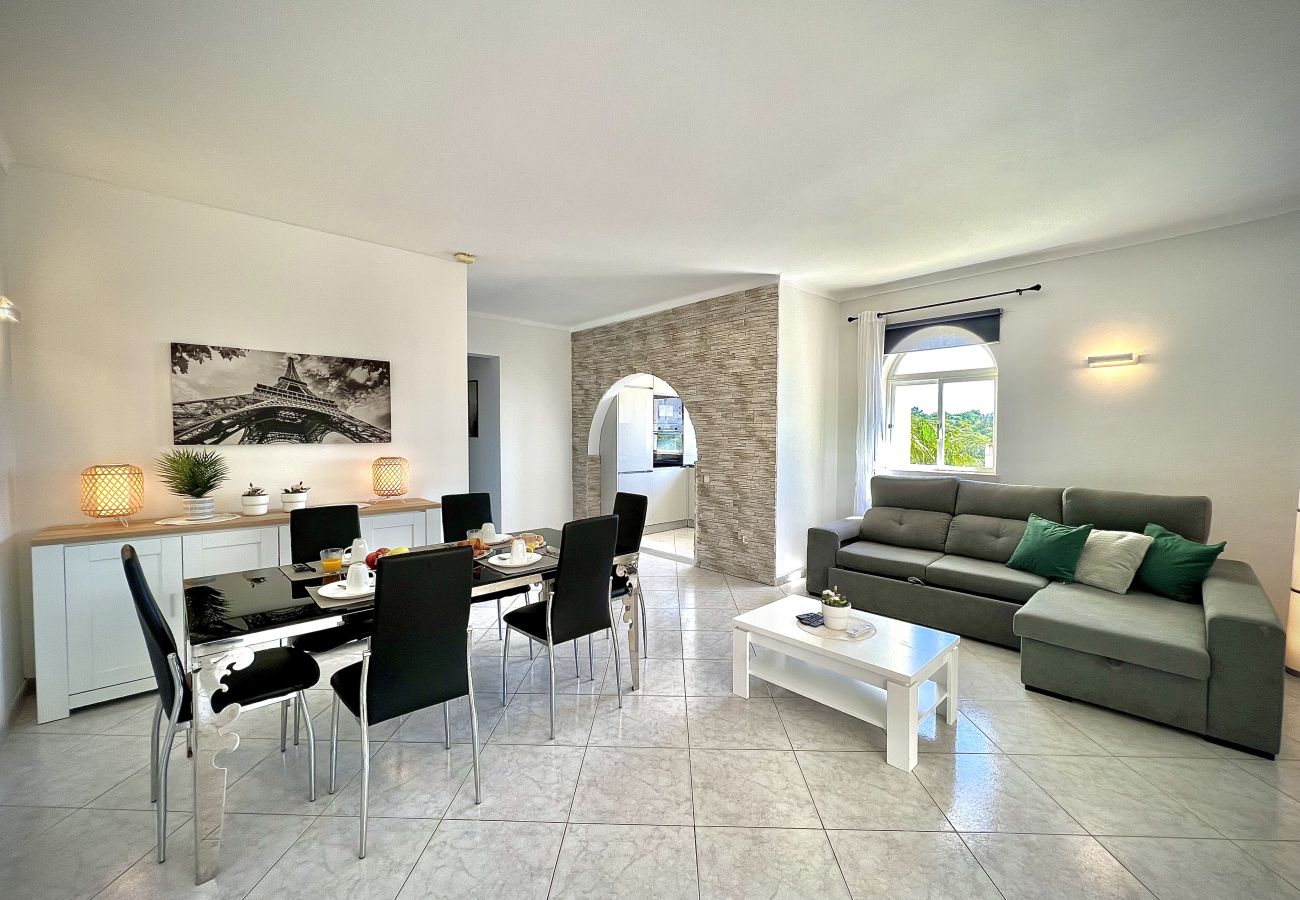 Apartamento em Albufeira - ALBUFEIRA MARINA SOL WITH POOL by HOMING