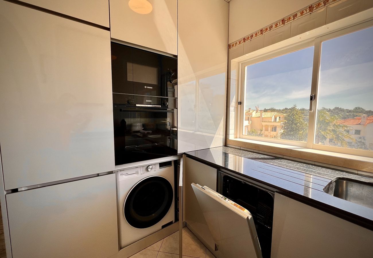 Apartamento em Albufeira - ALBUFEIRA MARINA SOL WITH POOL by HOMING
